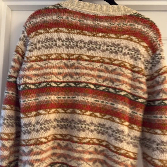Women’s size small L.L Bean signature sweater. Size small - Picture 5 of 10